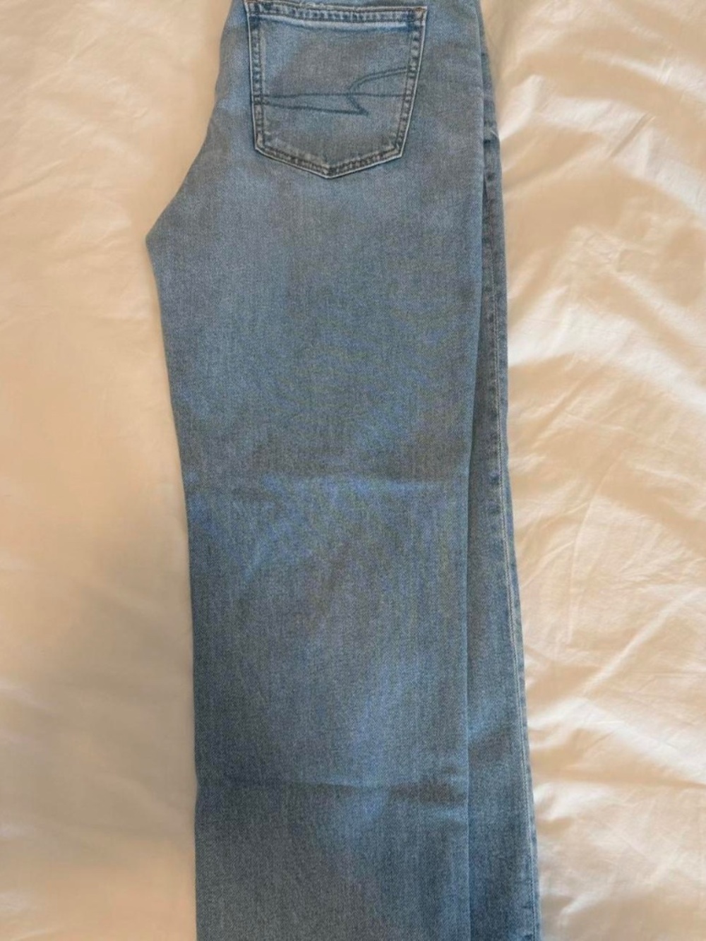 American Eagle Super High Waisted Straight Jeans